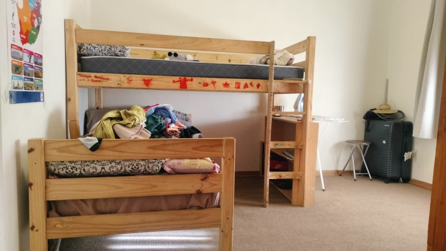 4 Bedroom Property for Sale in Ladybrand Free State